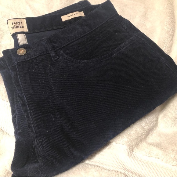 Huckberry Flint & Tinder 365 Corduroy in Dark Navy Slim 33 x 32 - Picture 7 of 7